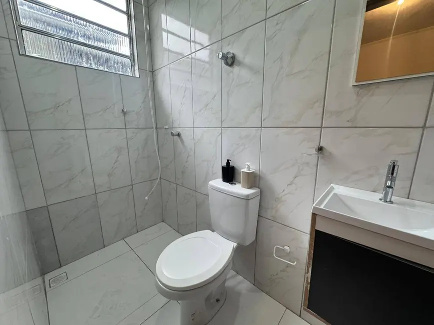 Foto 8 de Casa com 2 quartos à venda, 109m2 em Caiçara, Praia Grande - SP
