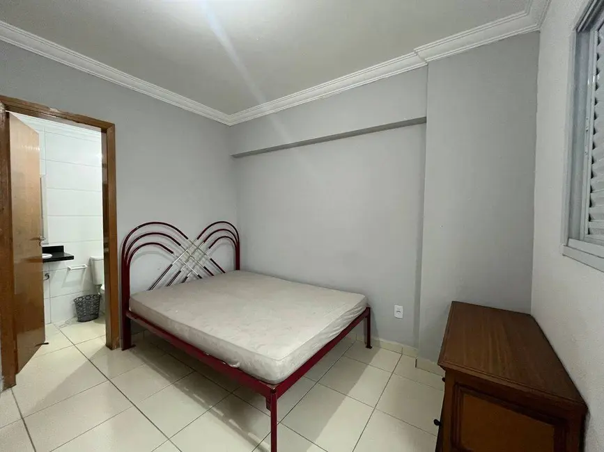 Apartamento com 2 quartos à venda, 90m2 em Guilhermina, Praia Grande - SP - imagem 5 Foto 5 de Apartamento com 2 quartos à venda, 90m2 em Guilhermina, Praia Grande - SP