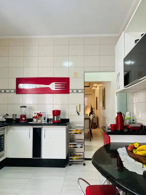 Foto 5 de Casa com 3 quartos à venda, 130m2 em Tupi, Praia Grande - SP