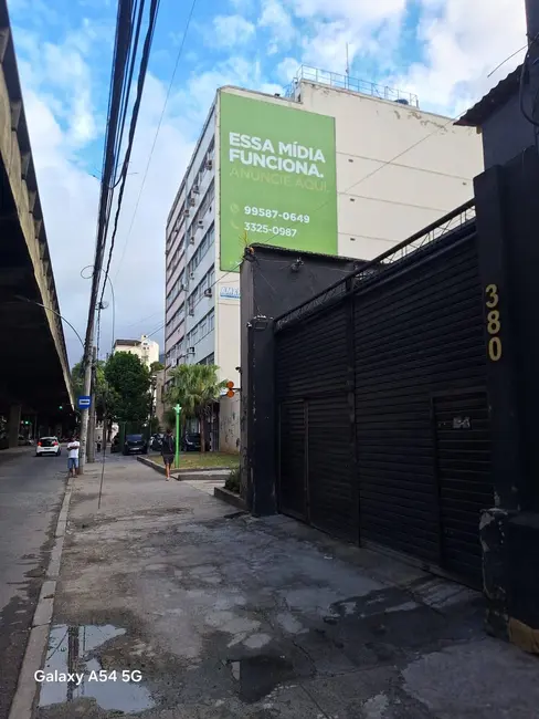 Armazém / Galpão à venda, 400m2 em Praça da Bandeira, Rio De Janeiro - RJ - imagem 1 Foto 1 de Armazém / Galpão à venda, 400m2 em Praça da Bandeira, Rio De Janeiro - RJ
