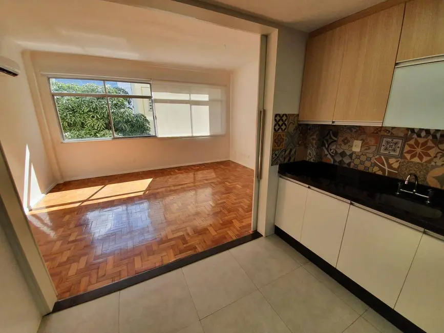Foto 9 de Apartamento com 2 quartos à venda, 87m2 em Leblon, Rio De Janeiro - RJ