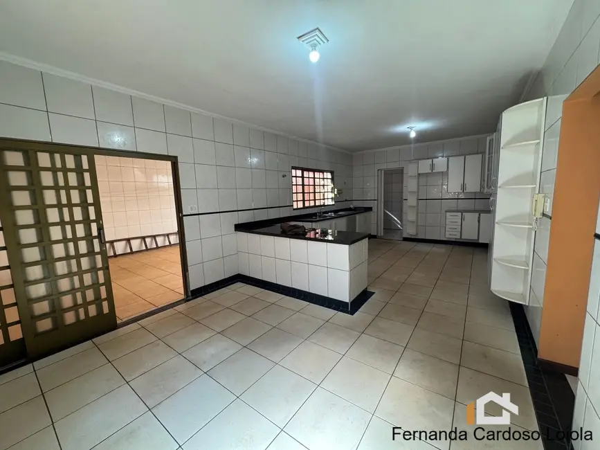 Foto 1 de Casa com 2 quartos à venda, 242m2 em Jardim Paiva, Ribeirao Preto - SP