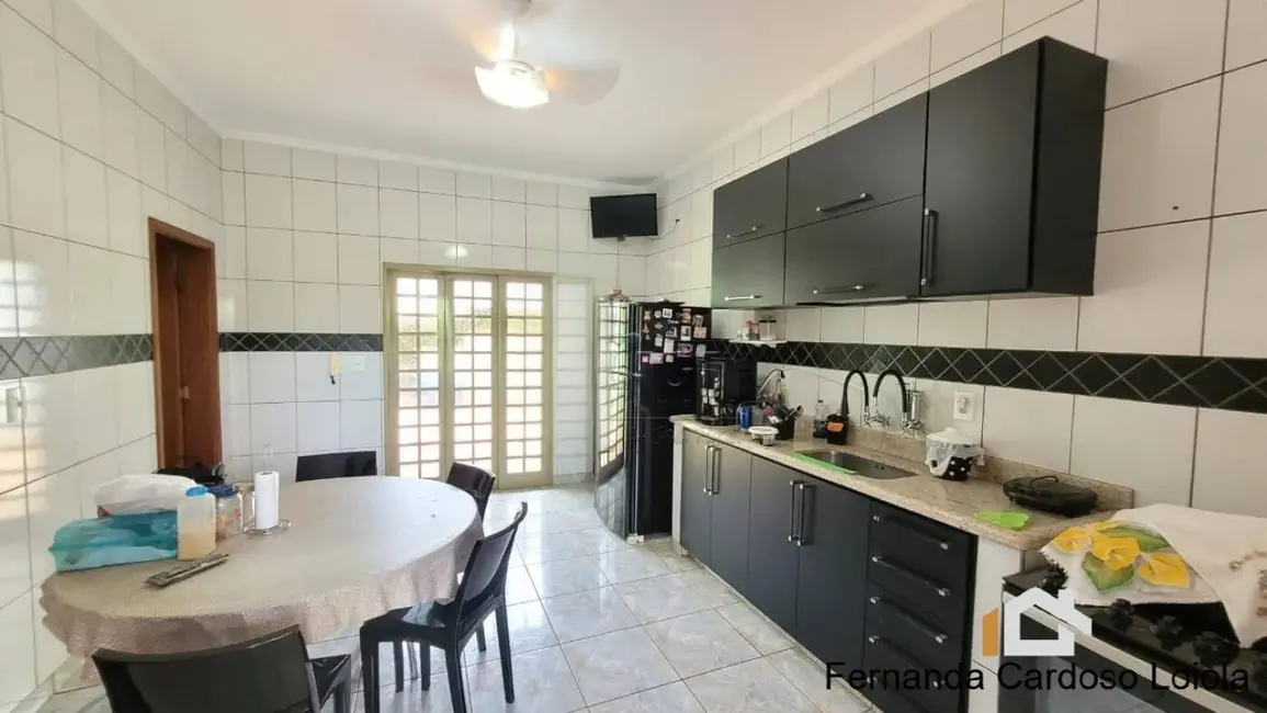 Foto 1 de Casa com 3 quartos à venda, 238m2 em Alto do Ipiranga, Ribeirao Preto - SP