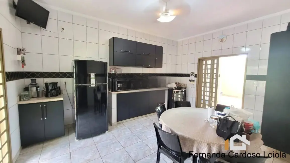 Foto 2 de Casa com 3 quartos à venda, 238m2 em Alto do Ipiranga, Ribeirao Preto - SP