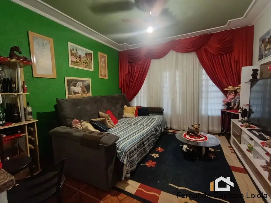 Casa com 3 quartos à venda, 184m2 em Parque Ribeirão Preto, Ribeirao Preto - SP - imagem 5 Foto 5 de Casa com 3 quartos à venda, 184m2 em Parque Ribeirão Preto, Ribeirao Preto - SP