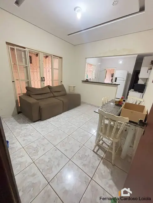 Casa com 2 quartos à venda, 128m2 em Parque Ribeirão Preto, Ribeirao Preto - SP - imagem 2 Foto 2 de Casa com 2 quartos à venda, 128m2 em Parque Ribeirão Preto, Ribeirao Preto - SP