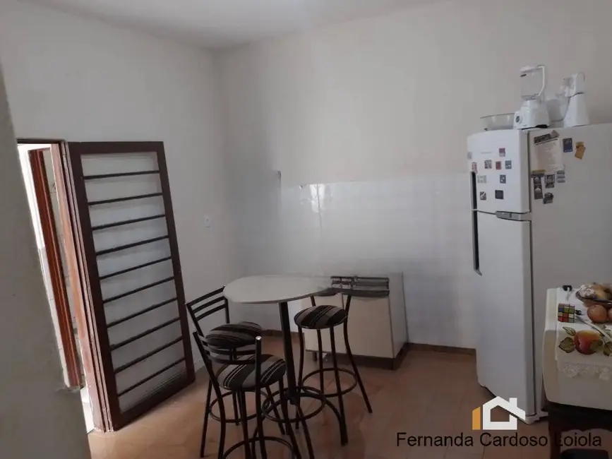 Casa com 2 quartos à venda, 95m2 em Campos Elíseos, Ribeirao Preto - SP - imagem 2 Foto 2 de Casa com 2 quartos à venda, 95m2 em Campos Elíseos, Ribeirao Preto - SP