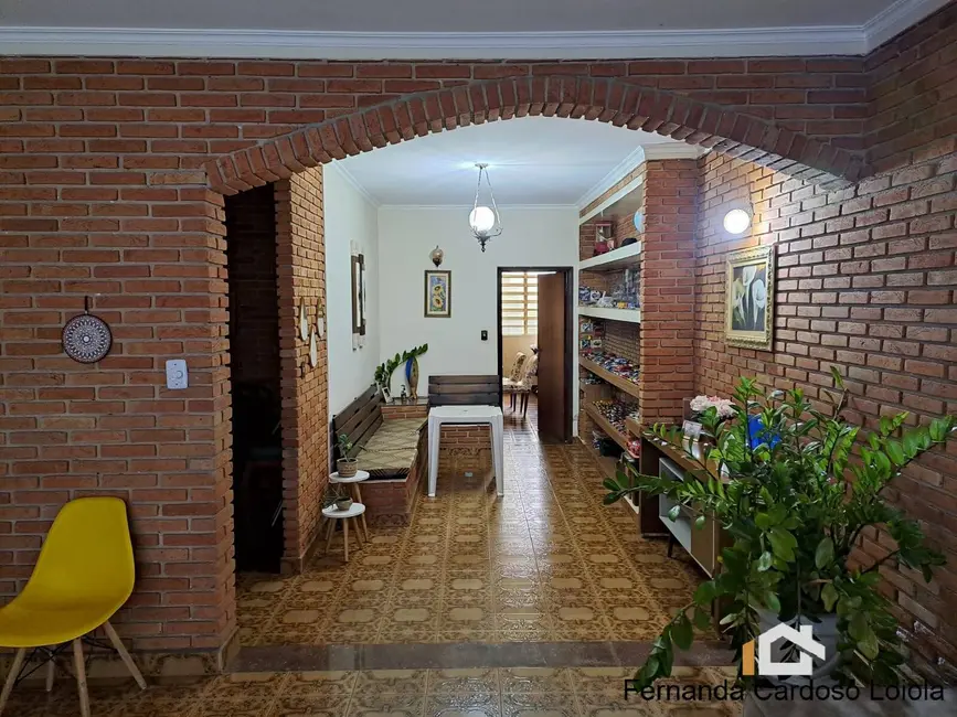 Casa com 3 quartos à venda, 280m2 em Vila Tamandaré, Ribeirao Preto - SP - imagem 4 Foto 4 de Casa com 3 quartos à venda, 280m2 em Vila Tamandaré, Ribeirao Preto - SP