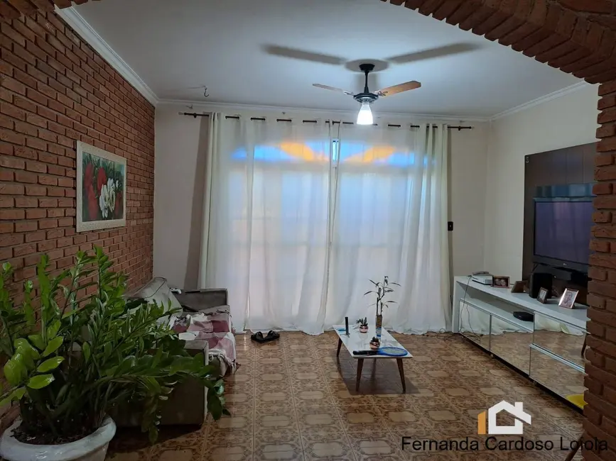 Casa com 3 quartos à venda, 280m2 em Vila Tamandaré, Ribeirao Preto - SP - imagem 3 Foto 3 de Casa com 3 quartos à venda, 280m2 em Vila Tamandaré, Ribeirao Preto - SP