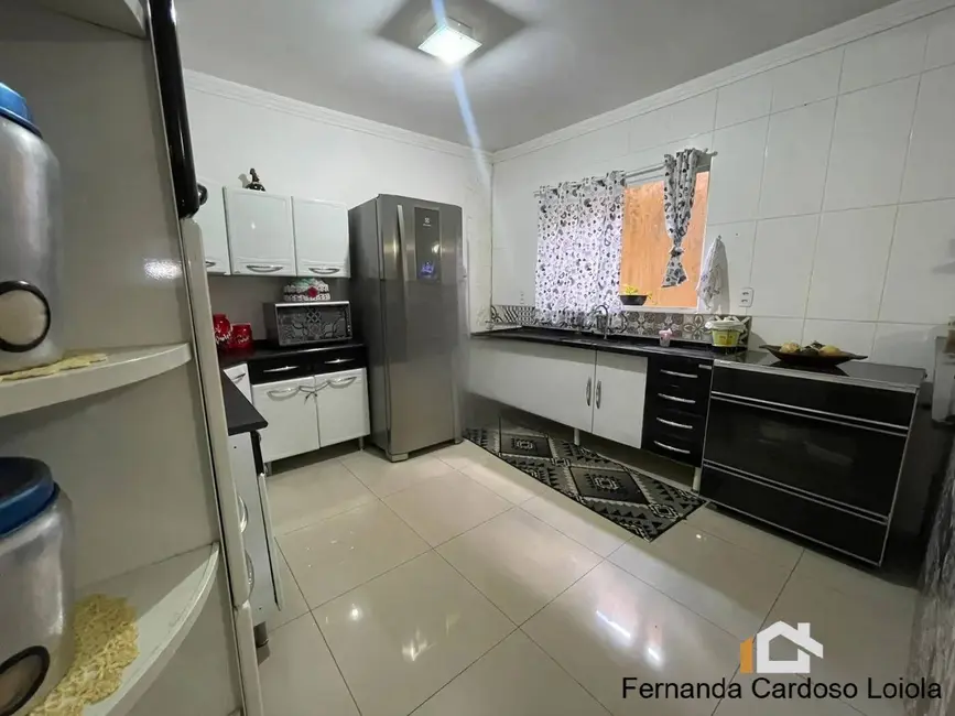 Casa com 3 quartos à venda, 150m2 em Parque Ribeirão Preto, Ribeirao Preto - SP - imagem 5 Foto 5 de Casa com 3 quartos à venda, 150m2 em Parque Ribeirão Preto, Ribeirao Preto - SP