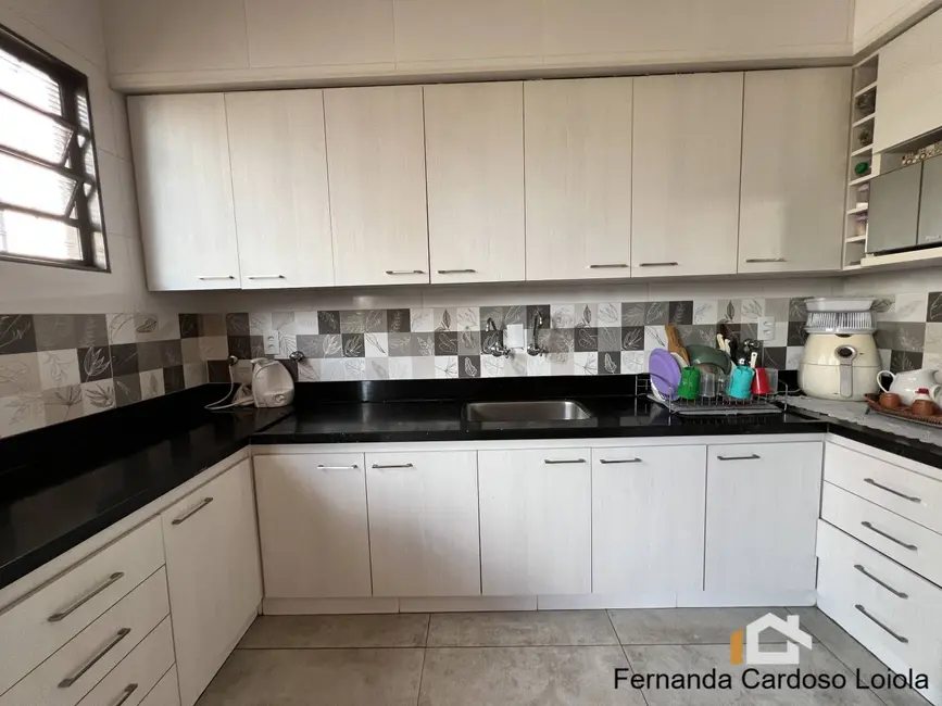 Casa com 3 quartos à venda, 288m2 em Jardim Mosteiro, Ribeirao Preto - SP - imagem 5 Foto 5 de Casa com 3 quartos à venda, 288m2 em Jardim Mosteiro, Ribeirao Preto - SP