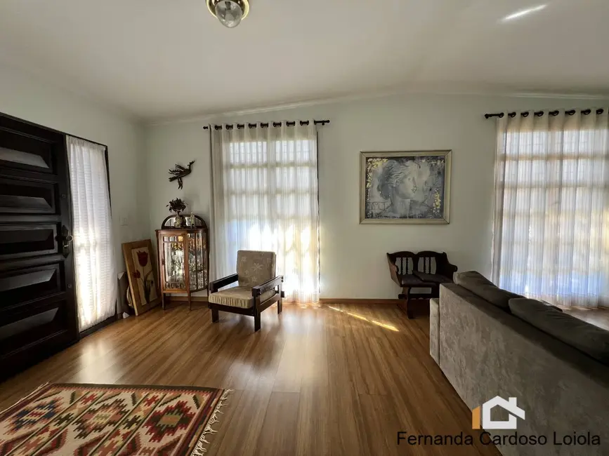 Casa com 3 quartos à venda, 288m2 em Jardim Mosteiro, Ribeirao Preto - SP - imagem 2 Foto 2 de Casa com 3 quartos à venda, 288m2 em Jardim Mosteiro, Ribeirao Preto - SP