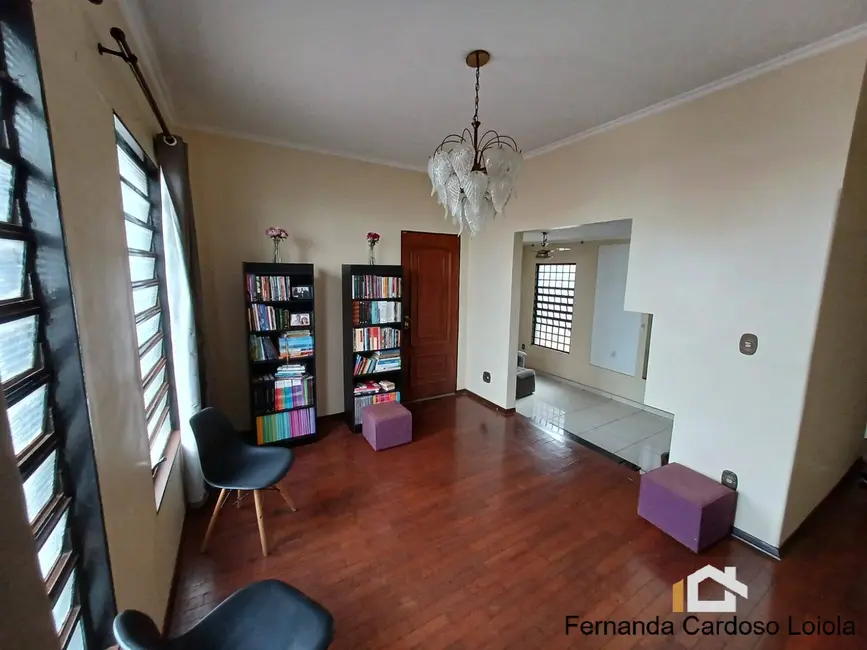 Casa com 3 quartos à venda, 264m2 em Parque dos Bandeirantes, Ribeirao Preto - SP - imagem 3 Foto 3 de Casa com 3 quartos à venda, 264m2 em Parque dos Bandeirantes, Ribeirao Preto - SP