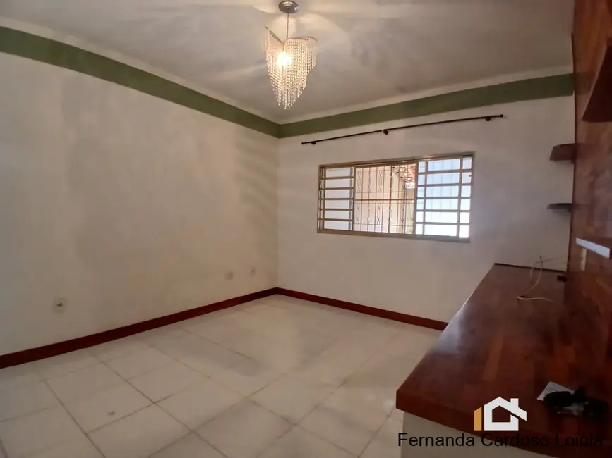 Casa com 3 quartos à venda, 150m2 em Jardim Piratininga, Ribeirao Preto - SP - imagem 2 Foto 2 de Casa com 3 quartos à venda, 150m2 em Jardim Piratininga, Ribeirao Preto - SP