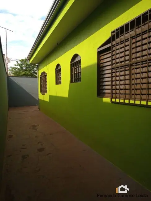 Foto 2 de Casa com 2 quartos à venda, 160m2 em Jardim Pedra Branca, Ribeirao Preto - SP