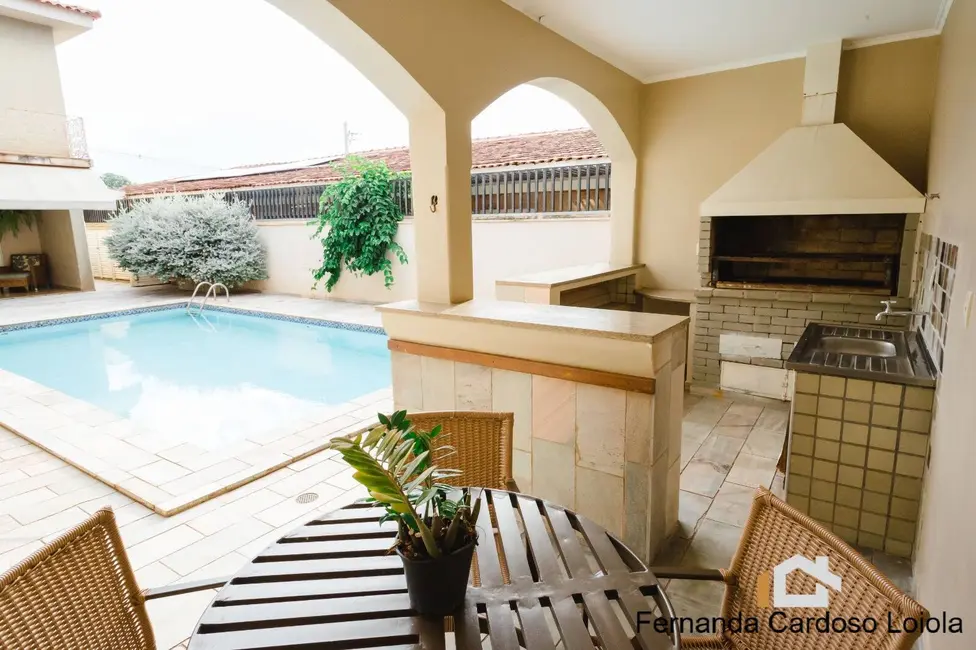 Foto 3 de Sobrado com 4 quartos à venda, 420m2 em Jardim Irajá, Ribeirao Preto - SP