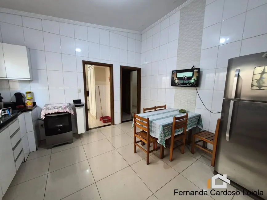 Casa com 3 quartos à venda, 363m2 em Vila Tibério, Ribeirao Preto - SP - imagem 9 Foto 9 de Casa com 3 quartos à venda, 363m2 em Vila Tibério, Ribeirao Preto - SP