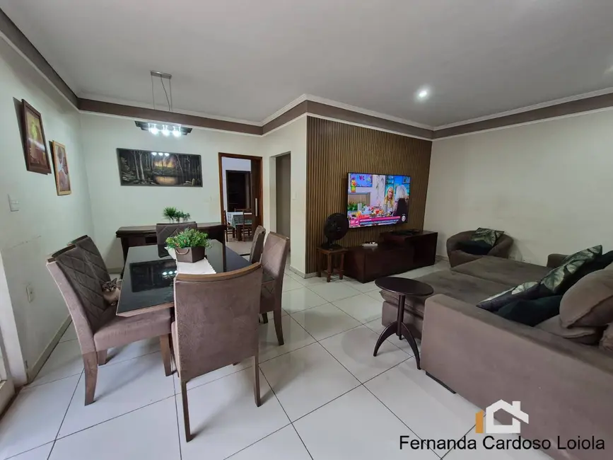 Casa com 3 quartos à venda, 363m2 em Vila Tibério, Ribeirao Preto - SP - imagem 2 Foto 2 de Casa com 3 quartos à venda, 363m2 em Vila Tibério, Ribeirao Preto - SP