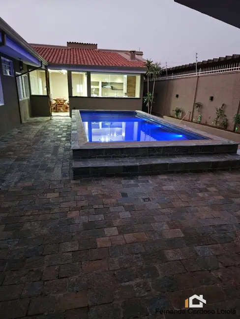 Casa com 3 quartos à venda, 420m2 em Parque Residencial Lagoinha, Ribeirao Preto - SP - imagem 1 Foto 1 de Casa com 3 quartos à venda, 420m2 em Parque Residencial Lagoinha, Ribeirao Preto - SP