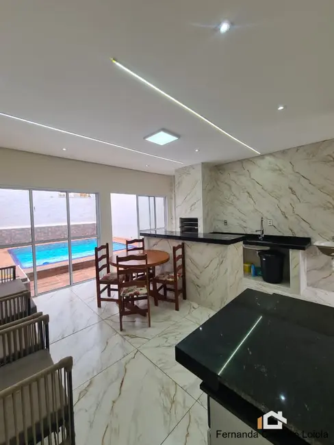 Casa com 2 quartos à venda, 144m2 em Campos Elíseos, Ribeirao Preto - SP - imagem 1 Foto 1 de Casa com 2 quartos à venda, 144m2 em Campos Elíseos, Ribeirao Preto - SP
