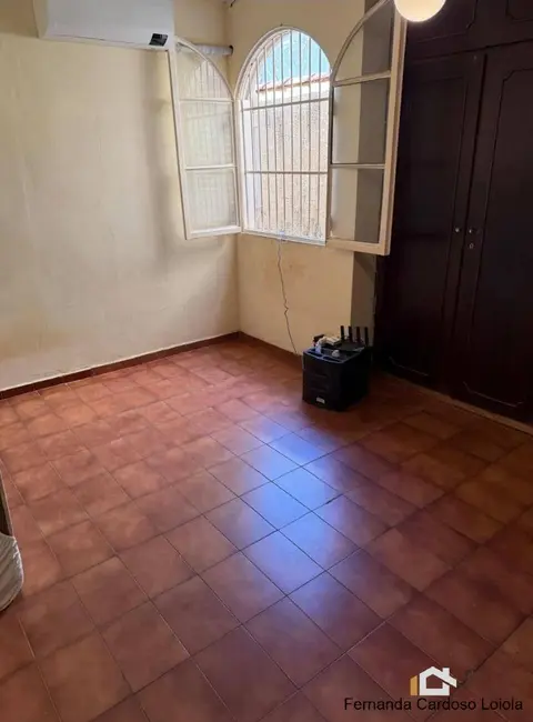 Casa com 5 quartos à venda, 250m2 em Independência, Ribeirao Preto - SP - imagem 4 Foto 4 de Casa com 5 quartos à venda, 250m2 em Independência, Ribeirao Preto - SP