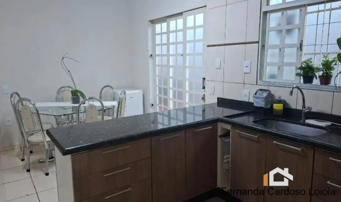 Foto 2 de Casa com 2 quartos à venda, 125m2 em Planalto Verde, Ribeirao Preto - SP