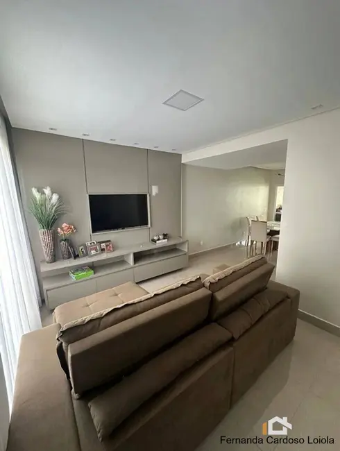 Sobrado com 3 quartos à venda, 161m2 em Ribeirao Preto - SP - imagem 1 Foto 1 de Sobrado com 3 quartos à venda, 161m2 em Ribeirao Preto - SP