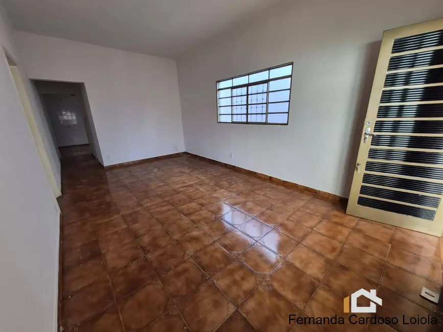 Casa com 2 quartos à venda, 160m2 em Ipiranga, Ribeirao Preto - SP - imagem 2 Foto 2 de Casa com 2 quartos à venda, 160m2 em Ipiranga, Ribeirao Preto - SP