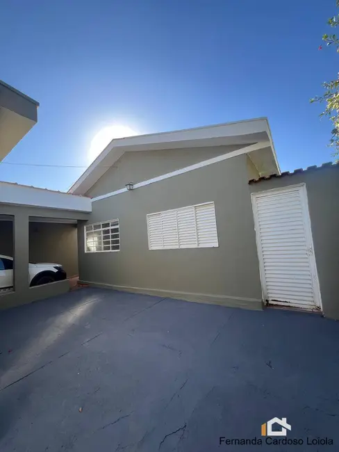 Casa com 3 quartos à venda, 216m2 em Quintino Facci II, Ribeirao Preto - SP - imagem 1 Foto 1 de Casa com 3 quartos à venda, 216m2 em Quintino Facci II, Ribeirao Preto - SP