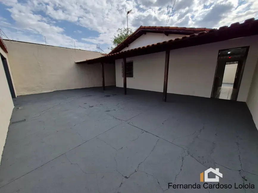 Foto 2 de Casa com 2 quartos à venda, 200m2 em Jardim José Sampaio Júnior, Ribeirao Preto - SP