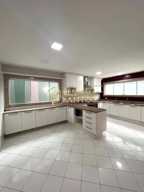 Casa com 4 quartos à venda, 350m2 em Barra da Tijuca, Rio De Janeiro - RJ - imagem 7 Foto 7 de Casa com 4 quartos à venda, 350m2 em Barra da Tijuca, Rio De Janeiro - RJ