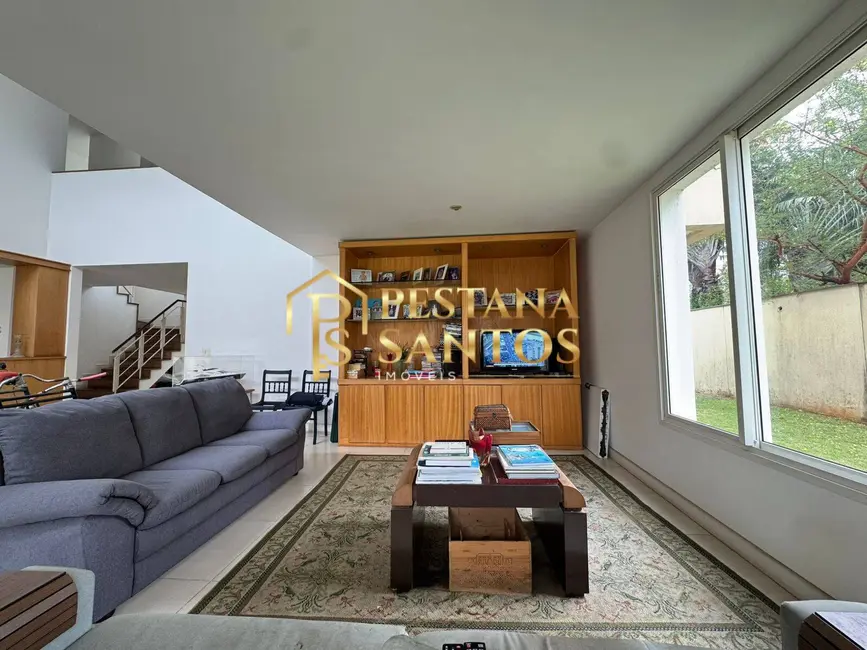 Casa com 4 quartos à venda, 393m2 em Barra da Tijuca, Rio De Janeiro - RJ - imagem 6 Foto 6 de Casa com 4 quartos à venda, 393m2 em Barra da Tijuca, Rio De Janeiro - RJ