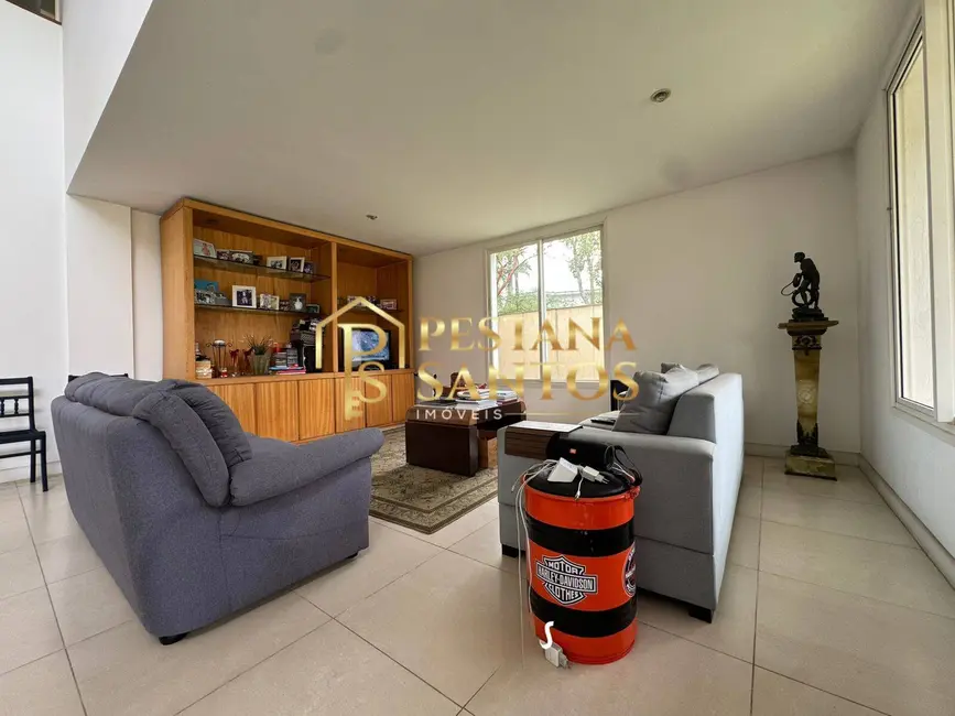 Casa com 4 quartos à venda, 393m2 em Barra da Tijuca, Rio De Janeiro - RJ - imagem 7 Foto 7 de Casa com 4 quartos à venda, 393m2 em Barra da Tijuca, Rio De Janeiro - RJ