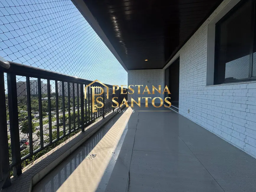 Cobertura com 4 quartos à venda, 330m2 em Barra da Tijuca, Rio De Janeiro - RJ - imagem 4 Foto 4 de Cobertura com 4 quartos à venda, 330m2 em Barra da Tijuca, Rio De Janeiro - RJ