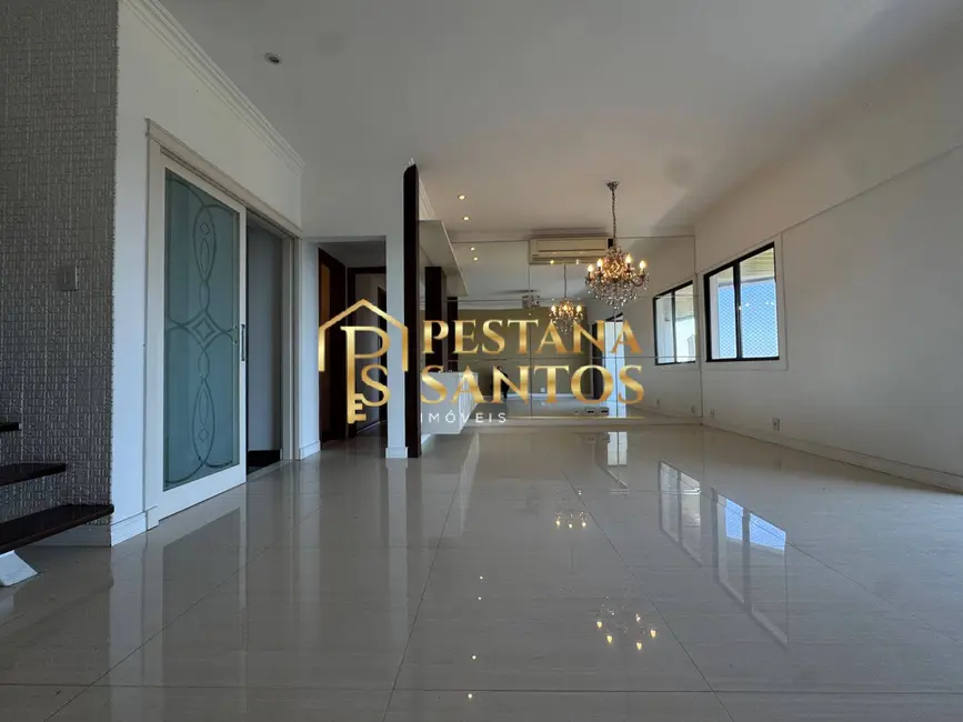 Cobertura com 4 quartos à venda, 330m2 em Barra da Tijuca, Rio De Janeiro - RJ - imagem 3 Foto 3 de Cobertura com 4 quartos à venda, 330m2 em Barra da Tijuca, Rio De Janeiro - RJ