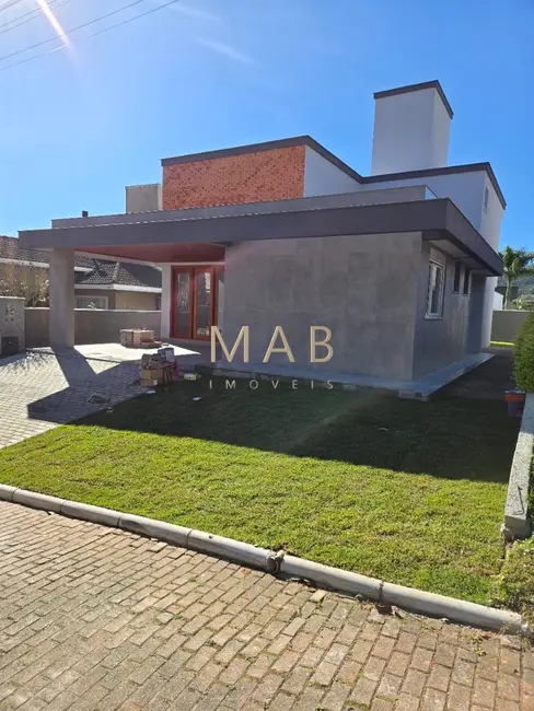 Foto 1 de Casa de Condomínio com 4 quartos à venda, 220m2 em Cachoeira do Bom Jesus, Florianopolis - SC