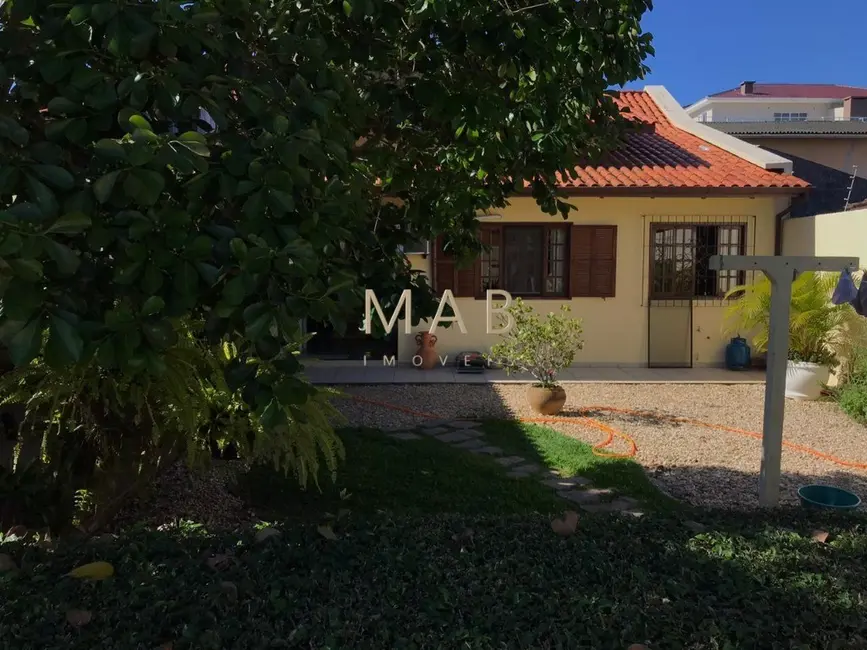 Foto 8 de Casa com 5 quartos à venda, 316m2 em Florianopolis - SC
