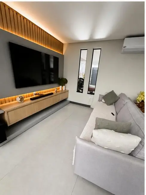Casa com 4 quartos à venda, 150m2 em Praia do Morro, Guarapari - ES - imagem 8 Foto 8 de Casa com 4 quartos à venda, 150m2 em Praia do Morro, Guarapari - ES