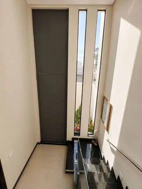 Casa com 4 quartos à venda, 150m2 em Praia do Morro, Guarapari - ES - imagem 2 Foto 2 de Casa com 4 quartos à venda, 150m2 em Praia do Morro, Guarapari - ES