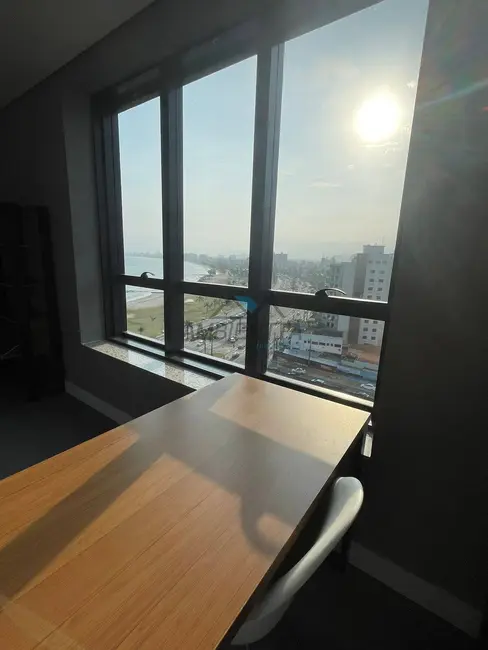 Foto 5 de Sala Comercial para alugar, 51m2 em Centro, Caraguatatuba - SP