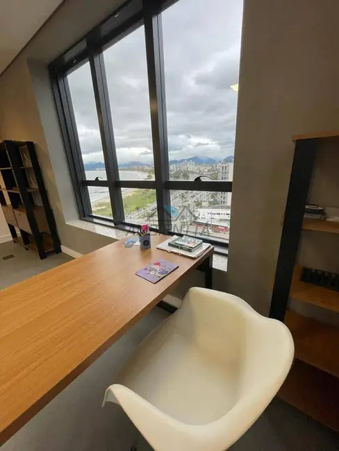 Foto 8 de Sala Comercial para alugar, 51m2 em Centro, Caraguatatuba - SP