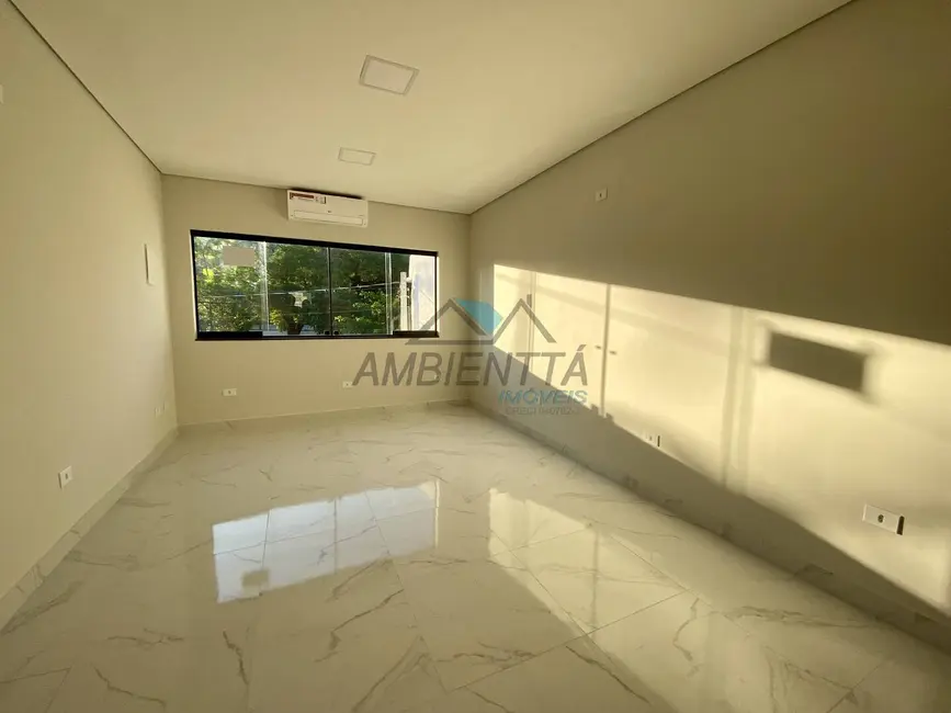 Sala Comercial para alugar, 20m2 em Centro, Caraguatatuba - SP - imagem 3 Foto 3 de Sala Comercial para alugar, 20m2 em Centro, Caraguatatuba - SP