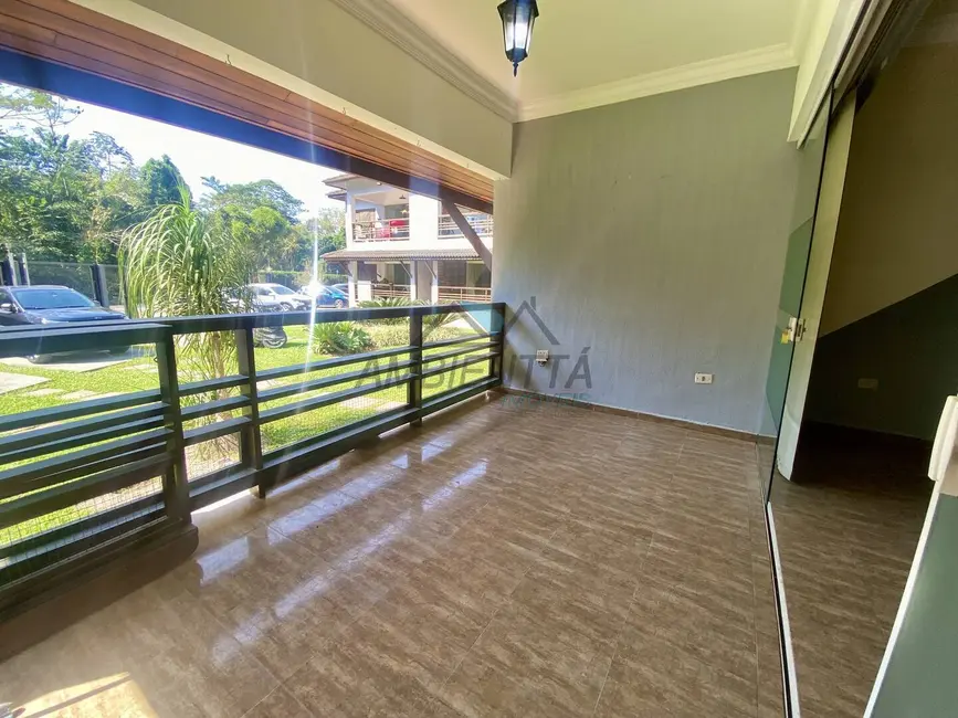 Foto 3 de Casa com 3 quartos à venda e para alugar em Cidade Jardim, Caraguatatuba - SP