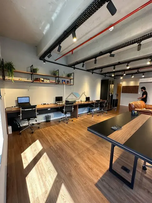 Foto 5 de Sala Comercial à venda e para alugar, 58m2 em Centro, Caraguatatuba - SP
