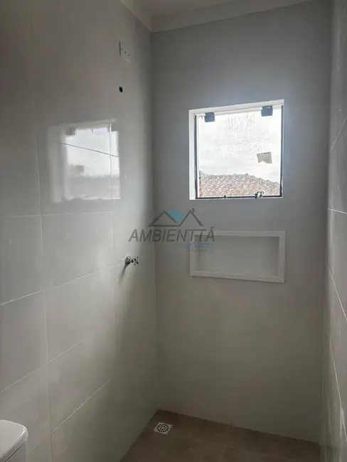 Sobrado com 2 quartos à venda em Massaguaçu, Caraguatatuba - SP - imagem 6 Foto 6 de Sobrado com 2 quartos à venda em Massaguaçu, Caraguatatuba - SP