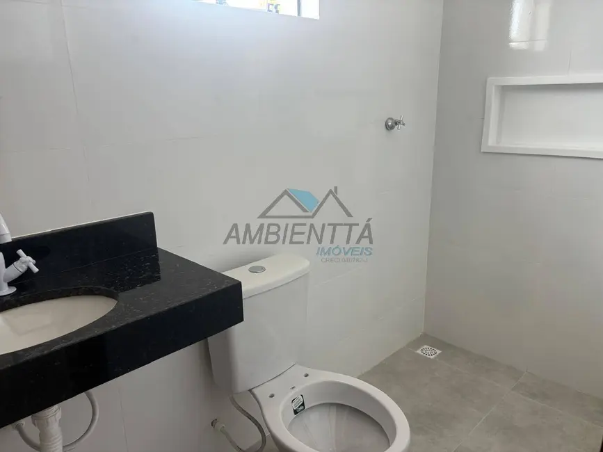 Sobrado com 2 quartos à venda em Massaguaçu, Caraguatatuba - SP - imagem 9 Foto 9 de Sobrado com 2 quartos à venda em Massaguaçu, Caraguatatuba - SP