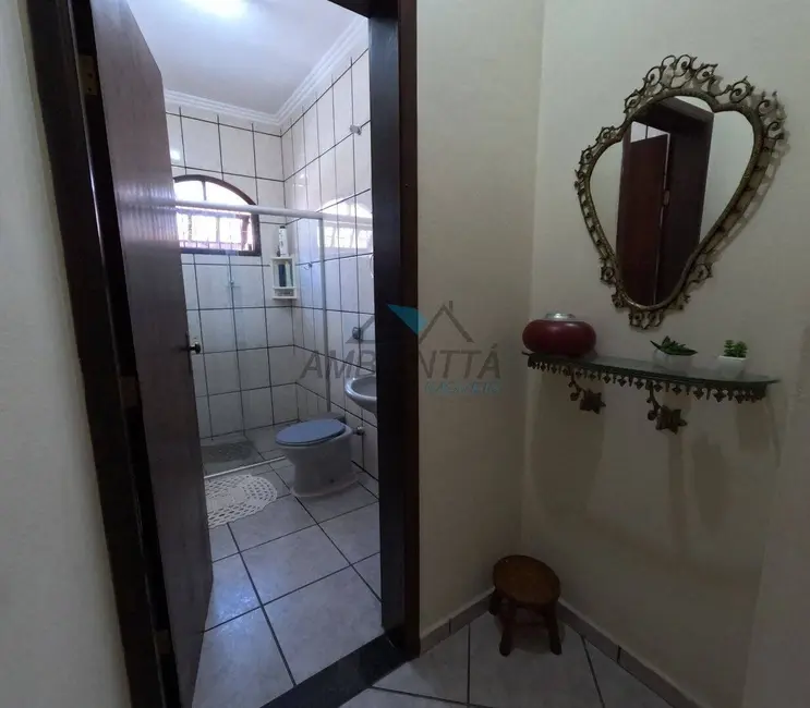 Foto 6 de Casa com 3 quartos para alugar, 450m2 em Caraguatatuba - SP