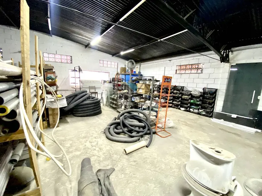Foto 7 de Sala Comercial para alugar, 312m2 em Barranco Alto, Caraguatatuba - SP