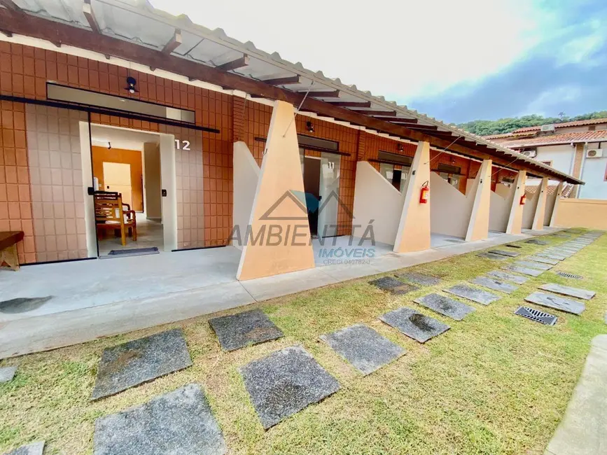 Foto 1 de Casa com 2 quartos para alugar em Prainha, Caraguatatuba - SP