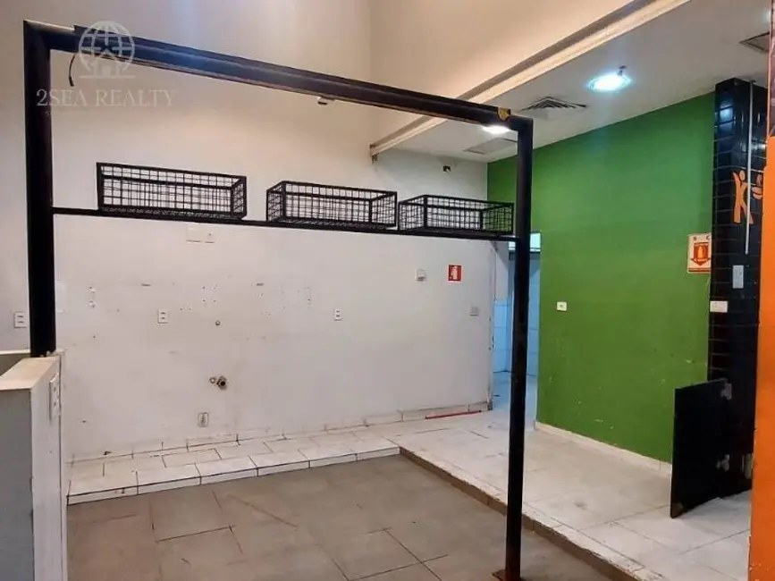 Foto 4 de Loja para alugar, 55m2 em Gonzaga, Santos - SP
